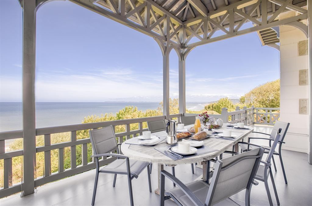 maison 15 Pièces en location saisonnière sur BENERVILLE SUR MER (14910)