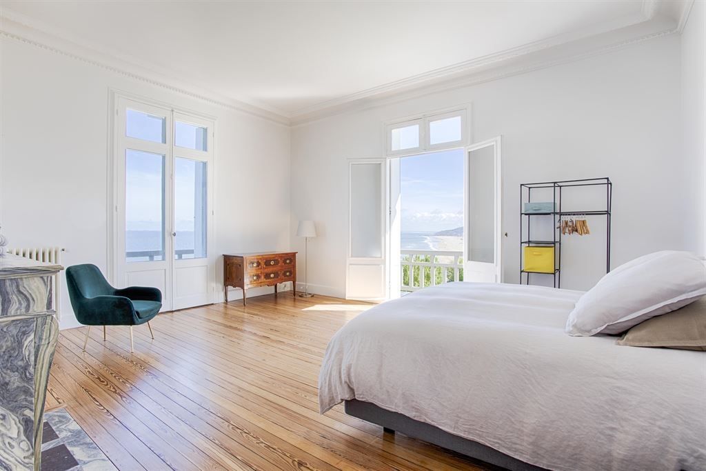 maison 15 Pièces en location saisonnière sur BENERVILLE SUR MER (14910)