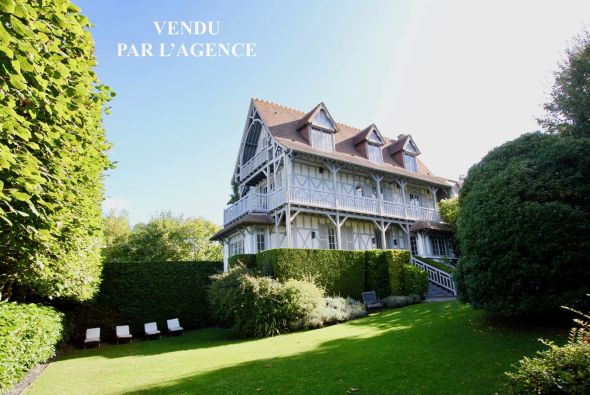 Vente Villa Trouville-sur-Mer 10&nbsp;Pièces 280&nbsp;m²
