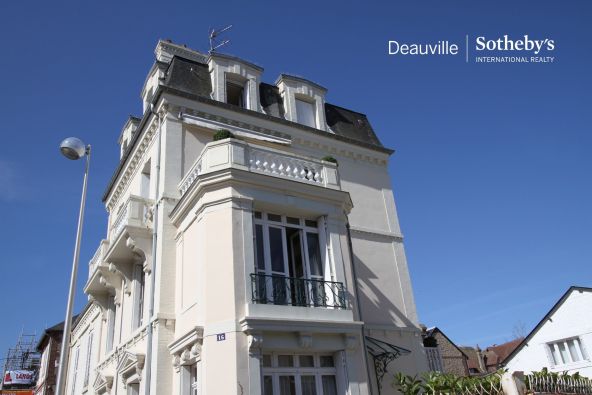Vente Maison de ville Deauville 8&nbsp;Pièces 198&nbsp;m²