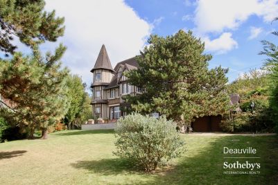 Sale Manor house Trouville-sur-Mer 12&nbsp;Rooms 400&nbsp;m²