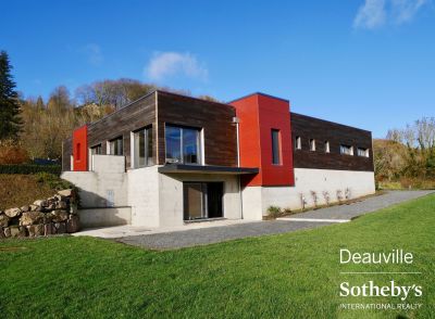 contemporary house 7 Rooms for sale on ABLON (14600) Sale Contemporary house Ablon 7 Rooms 220 m²