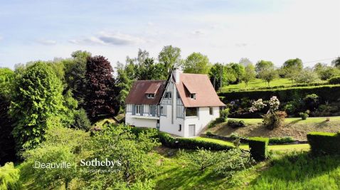 house 8 Rooms for sale on BARNEVILLE LA BERTRAN (14600) Sale House Barneville-la-Bertran 8 Rooms 200 m²