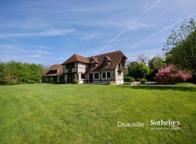 Sale Norman house Saint-Gatien-des-Bois 7&nbsp;Rooms 240&nbsp;m²