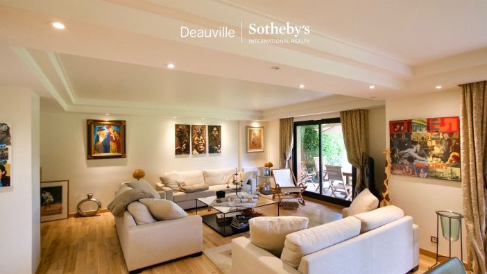 Vente Appartement Deauville 5&nbsp;Pièces 125&nbsp;m²