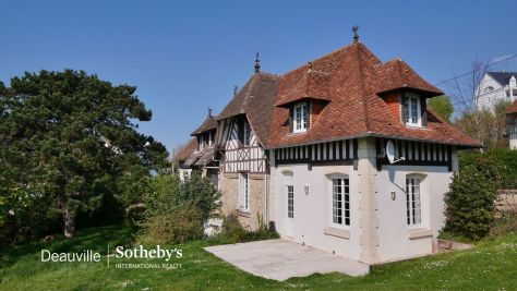 Norman house 8 Rooms for sale on TROUVILLE SUR MER (14360) Sale Norman house Trouville-sur-Mer 8 Rooms 157 m²