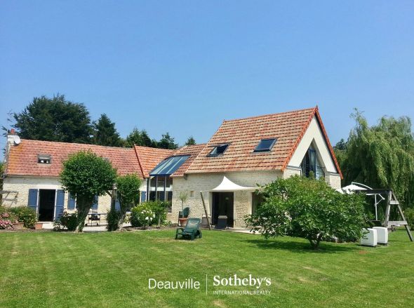 Sale Norman house Gonneville-en-Auge 8&nbsp;Rooms 267&nbsp;m²