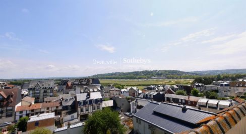 appartement 6 Pièces en vente sur DEAUVILLE (14800) Vente Appartement Deauville 6 Pièces 130 m²