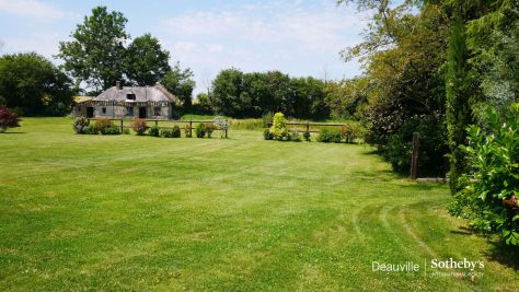 maison de maître 8 Pièces en vente sur LE PIN (14590) Vente Maison de maître Le Pin 8 Pièces 180 m²