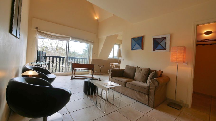 apartment 4 Rooms for sale on TOURGEVILLE (14800)