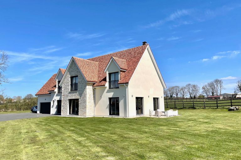 maison 8 Pièces en vente sur TOUQUES (14800)