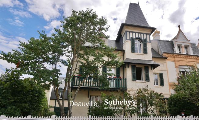 Vente Maison Deauville 10&nbsp;Pièces 362&nbsp;m²