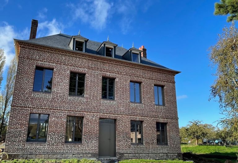 maison de maître 9 Pièces en vente sur CRICQUEBOEUF (14113)