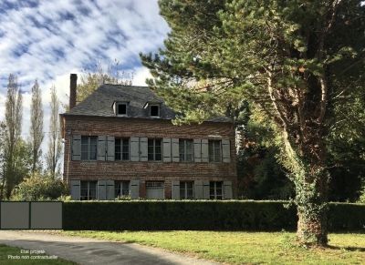 maison de maître 9 Pièces en vente sur CRICQUEBOEUF (14113) Vente Maison de maître Cricquebœuf 9 Pièces 200 m²
