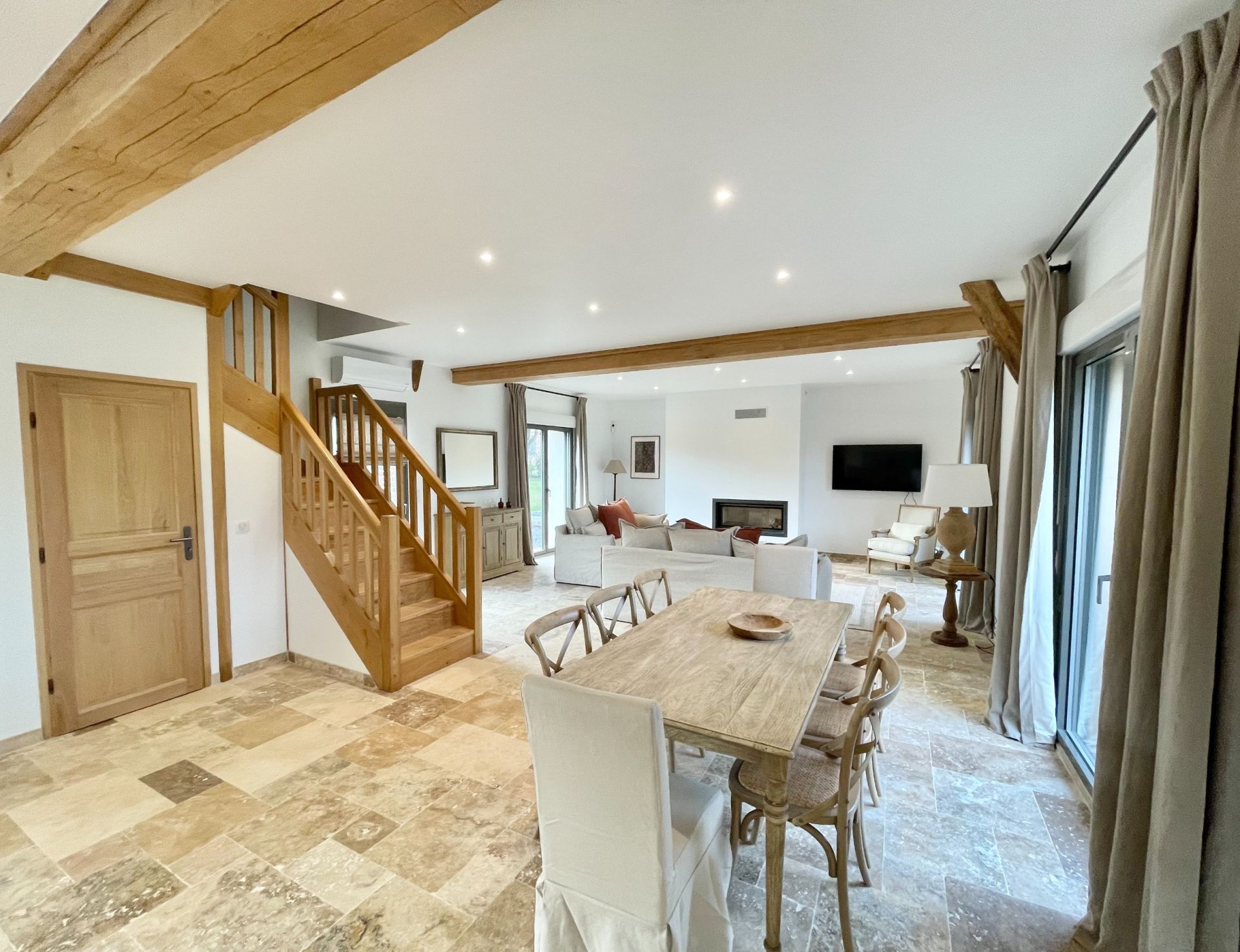 house 32 Rooms for seasonal rent on CRICQUEBOEUF (14113)