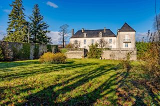 hôtel particulier 18 Pièces en vente sur BAYEUX (14400)