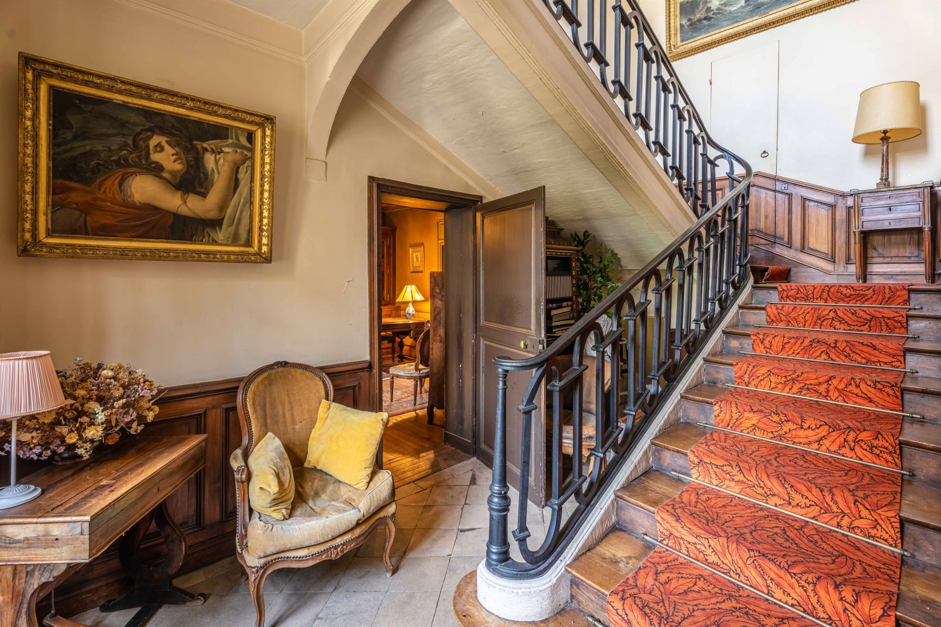 house 15 Rooms for sale on BAYEUX (14400)