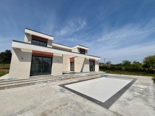maison 8 Pièces en vente sur ST MARTIN AUX CHARTRAINS (14130)