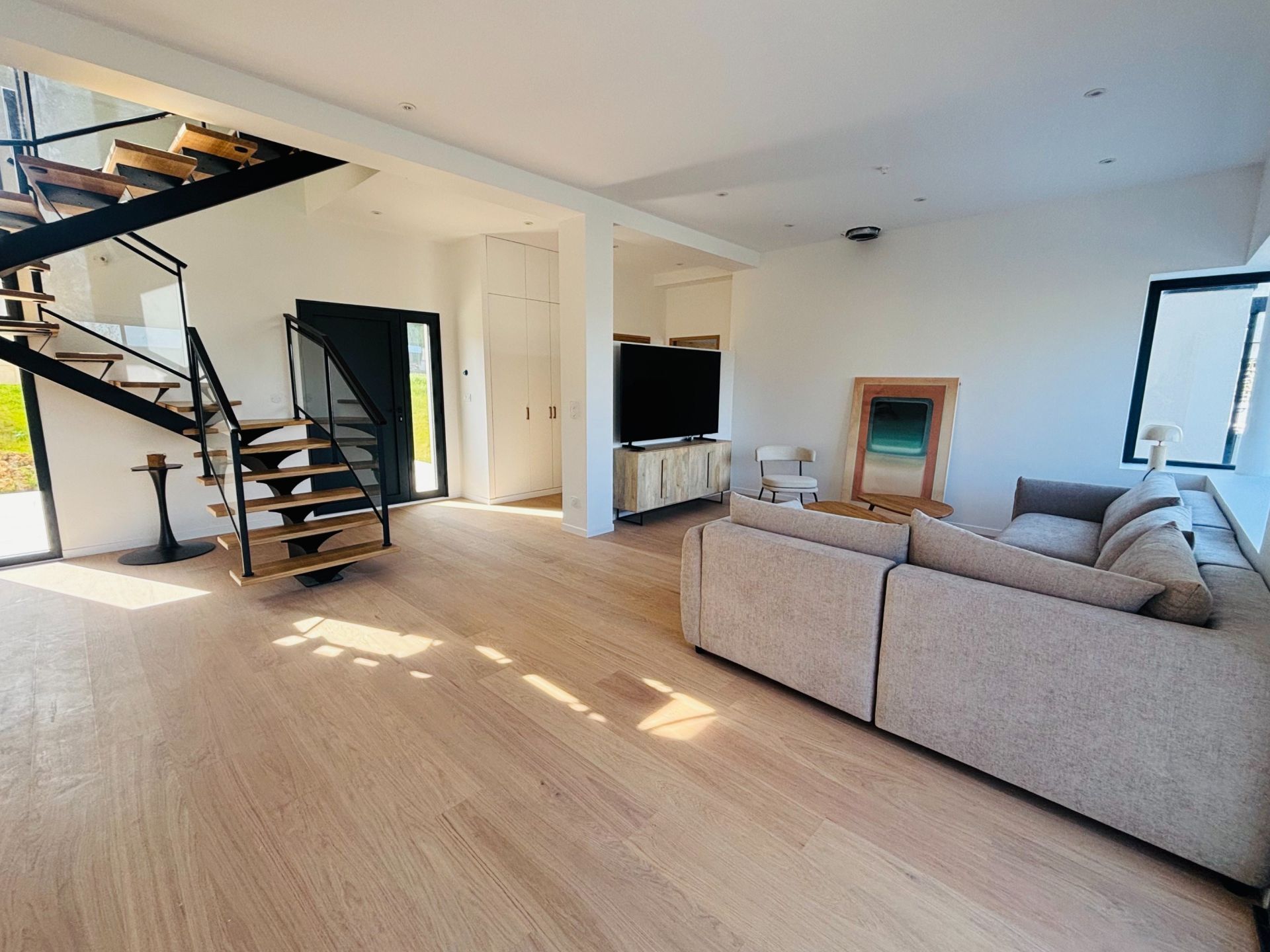 house 8 Rooms for sale on TROUVILLE SUR MER (14360)