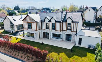 house 8 Rooms for sale on TROUVILLE SUR MER (14360)