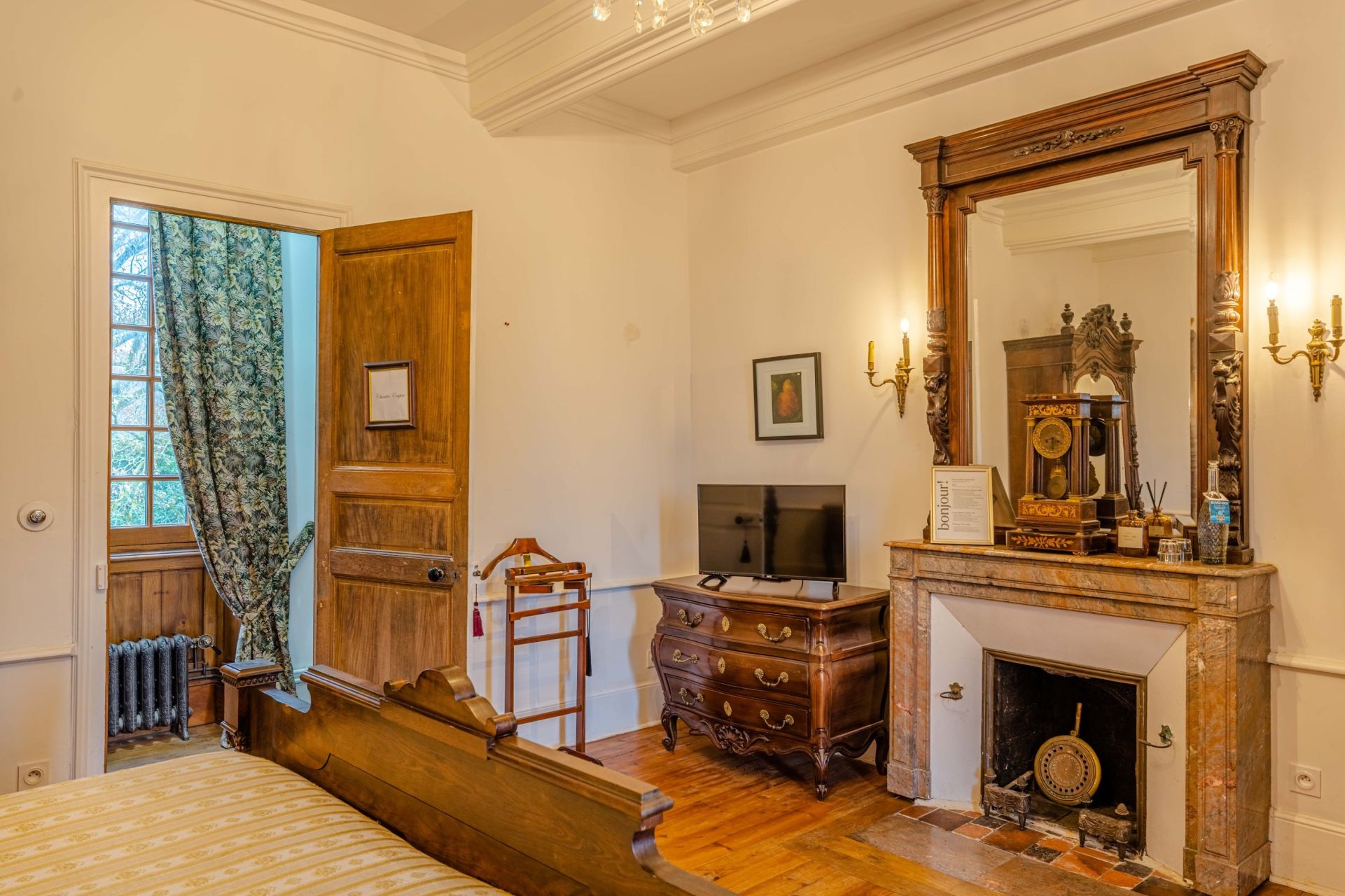 house 17 Rooms for sale on ISIGNY LE BUAT (50540)