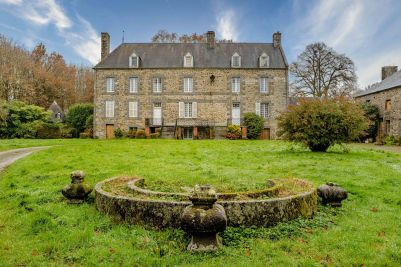 Vente Maison Isigny-le-Buat 17&nbsp;Pièces 404&nbsp;m²