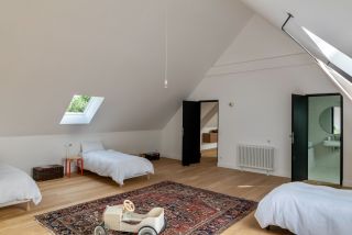 house 11 Rooms for seasonal rent on ST ETIENNE LA THILLAYE (14950)