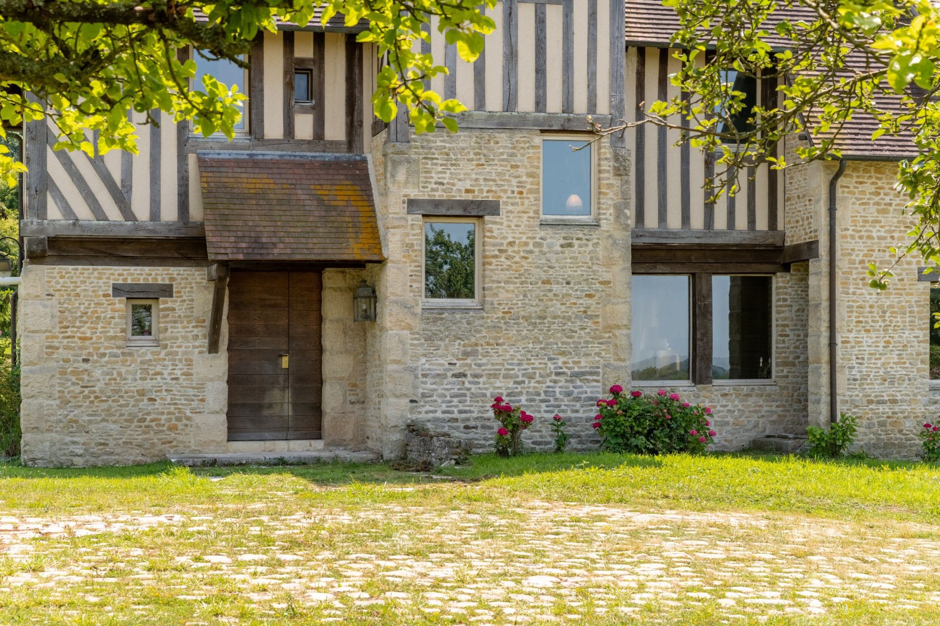 maison 8 Pièces en vente sur BEAUMONT EN AUGE (14950)