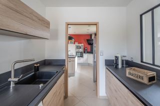 house 6 Rooms for sale on JULLOUVILLE (50610)