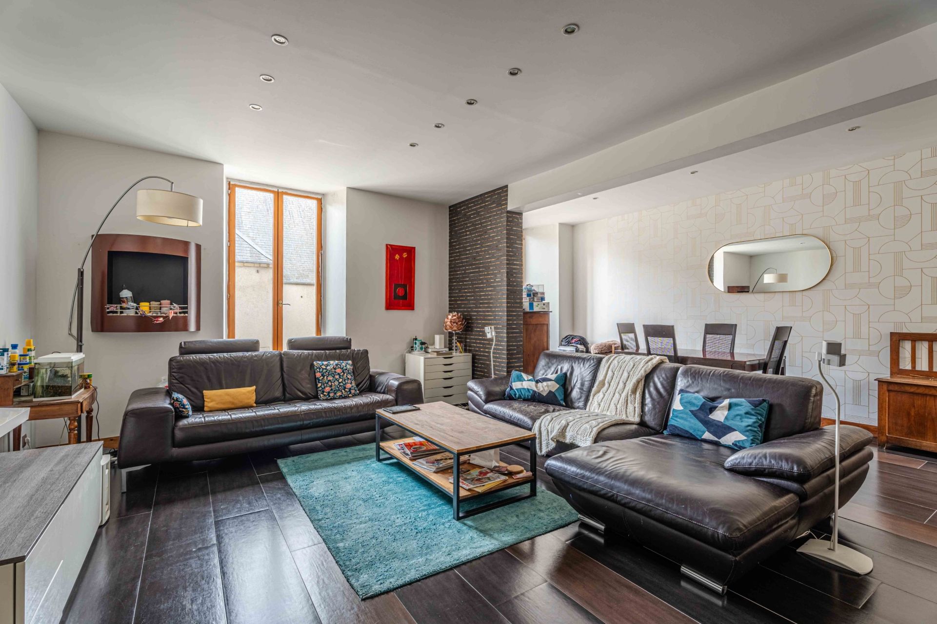 house 15 Rooms for sale on BAYEUX (14400)