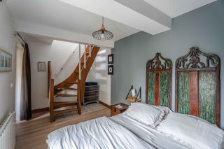 house 15 Rooms for sale on BAYEUX (14400)