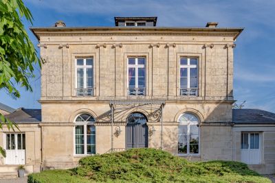 Sale House Bayeux 6 Rooms 215 m²