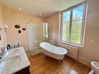 maison 9 Pièces en vente sur ST SYLVESTRE DE CORMEILLES (27260)