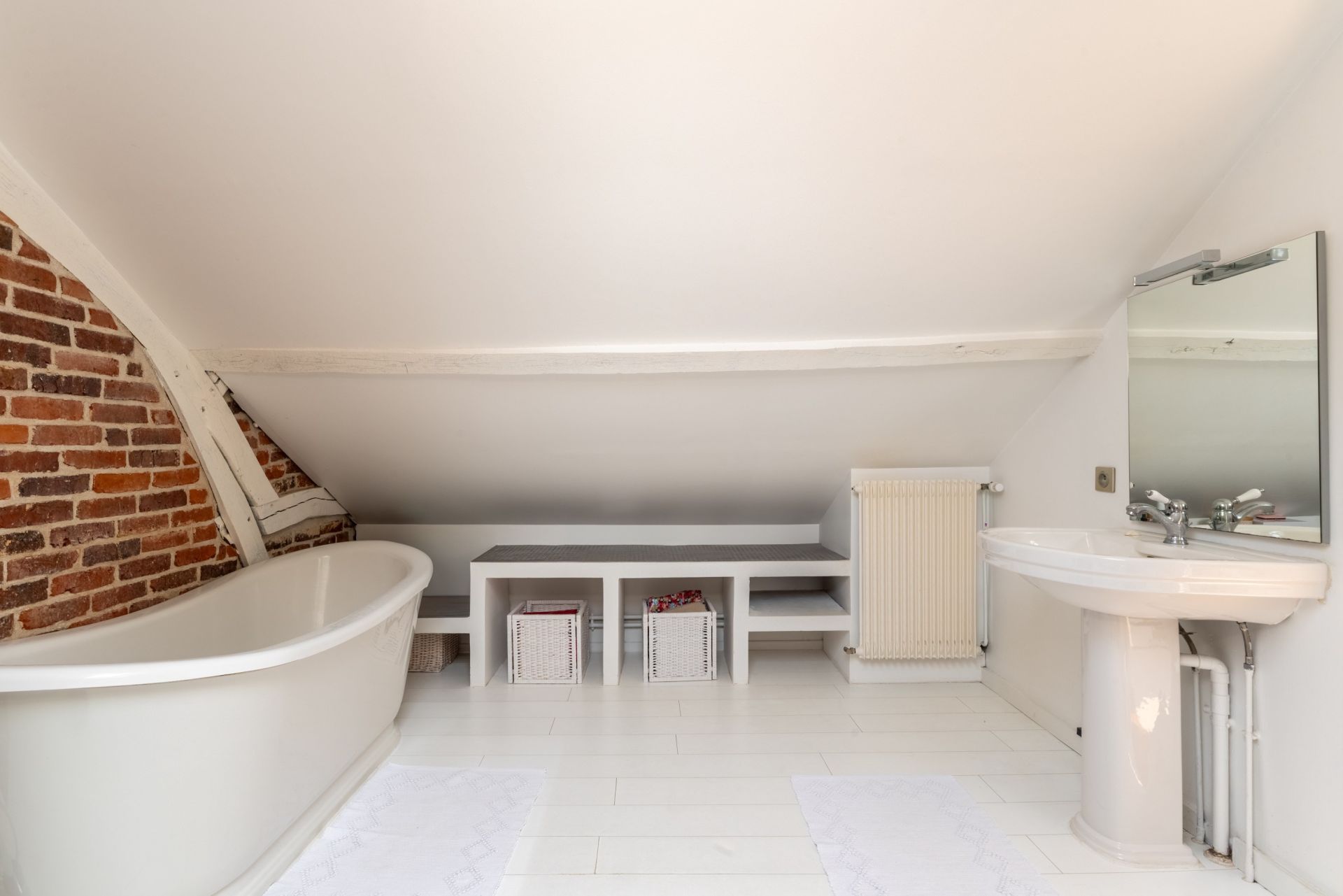 house 8 Rooms for sale on MONT ST AIGNAN (76130)