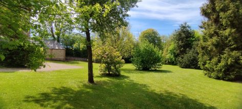 mansion 10 Rooms for sale on BERNAY (27300)