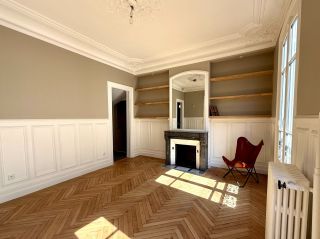 house 9 Rooms for sale on ROUEN (76000)