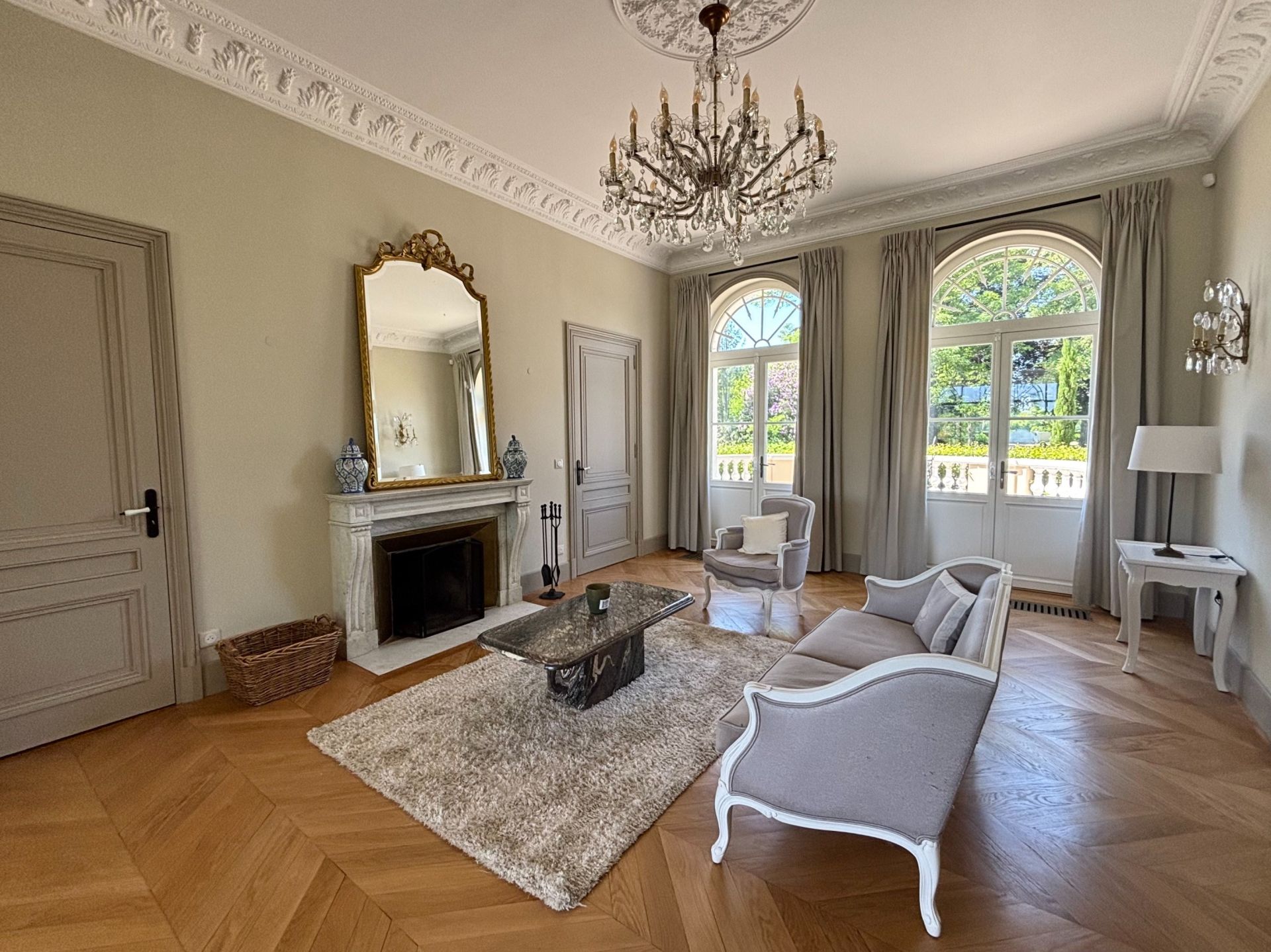 maison 9 Pièces en location saisonnière sur EQUEMAUVILLE (14600)