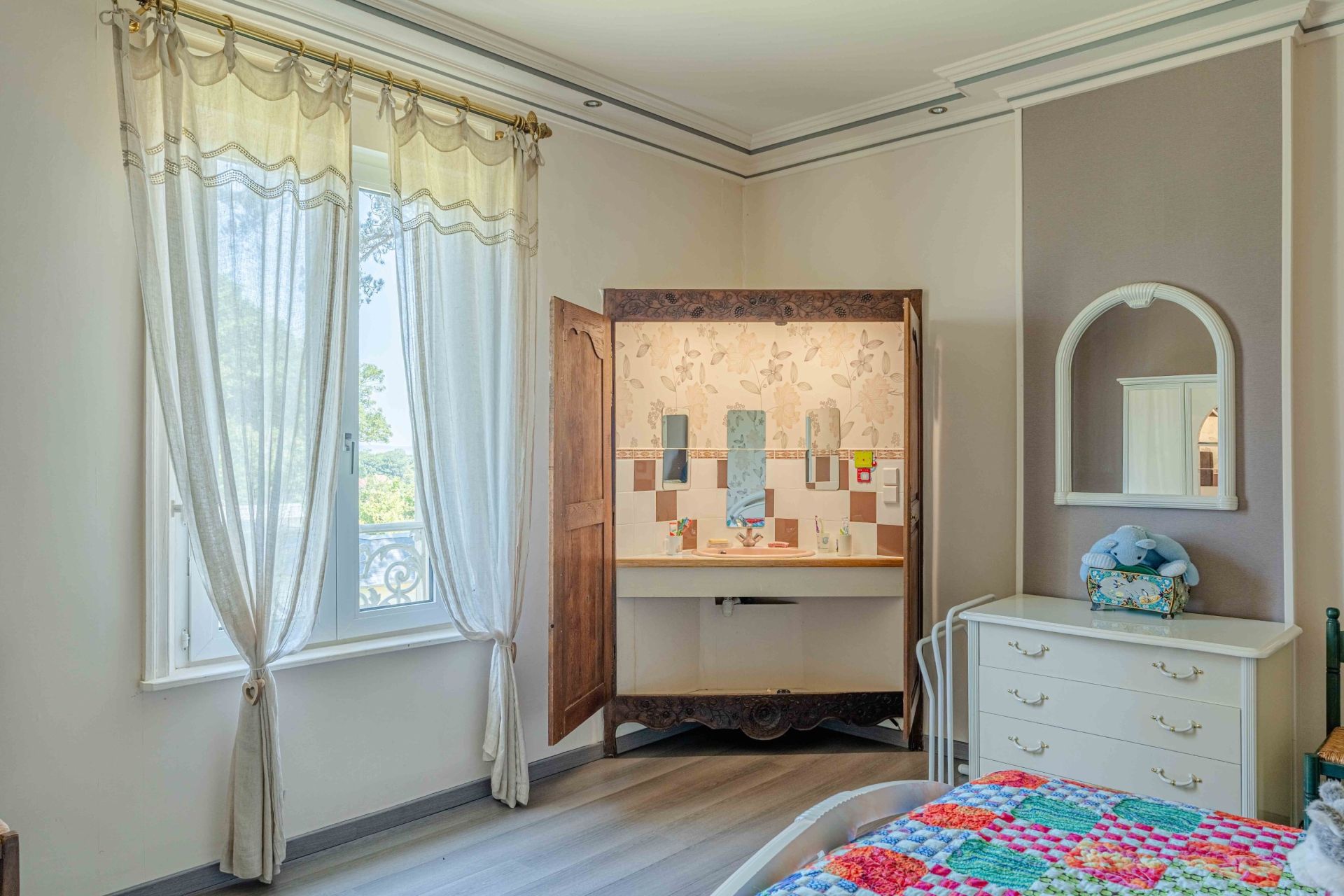 house 13 Rooms for sale on MERVILLE FRANCEVILLE PLAGE (14810)