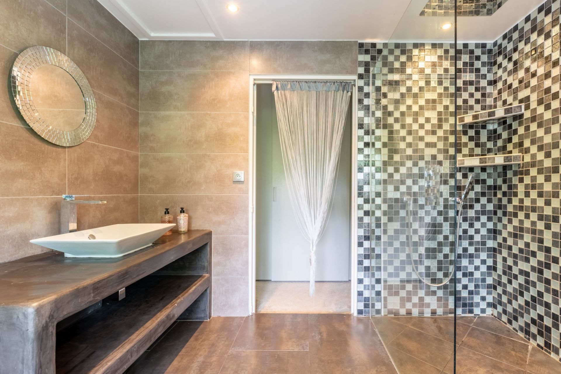 house 7 Rooms for sale on BIHOREL (76420)