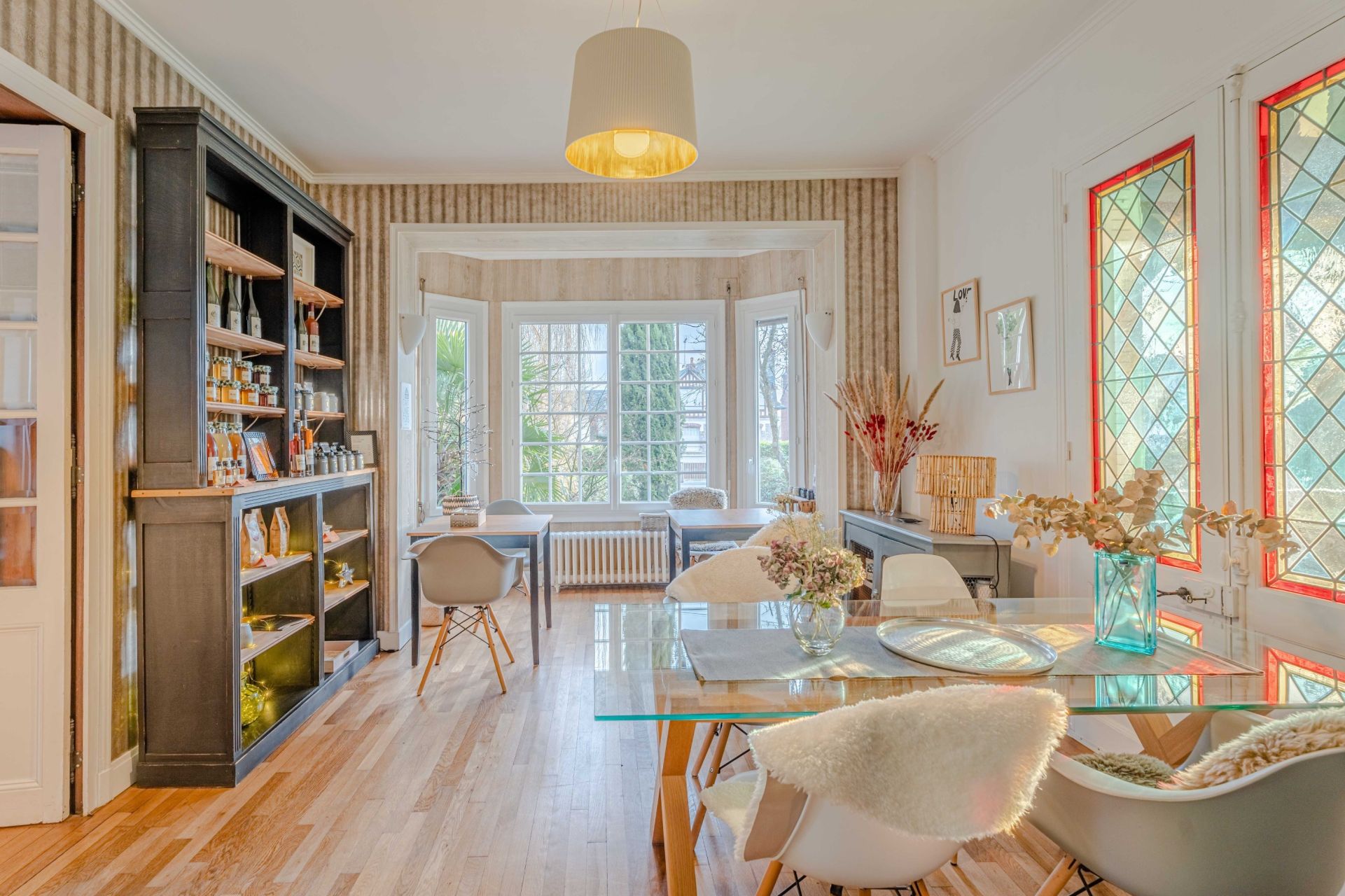 Norman house 9 Rooms for sale on PONT L EVEQUE (14130)