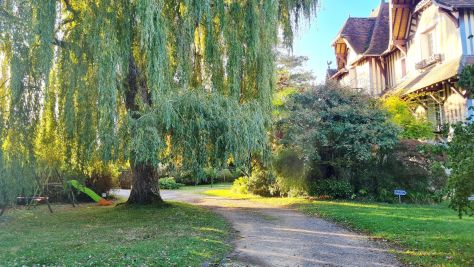 Sale Norman house Pont-l'Évêque 9 Rooms 230 m²