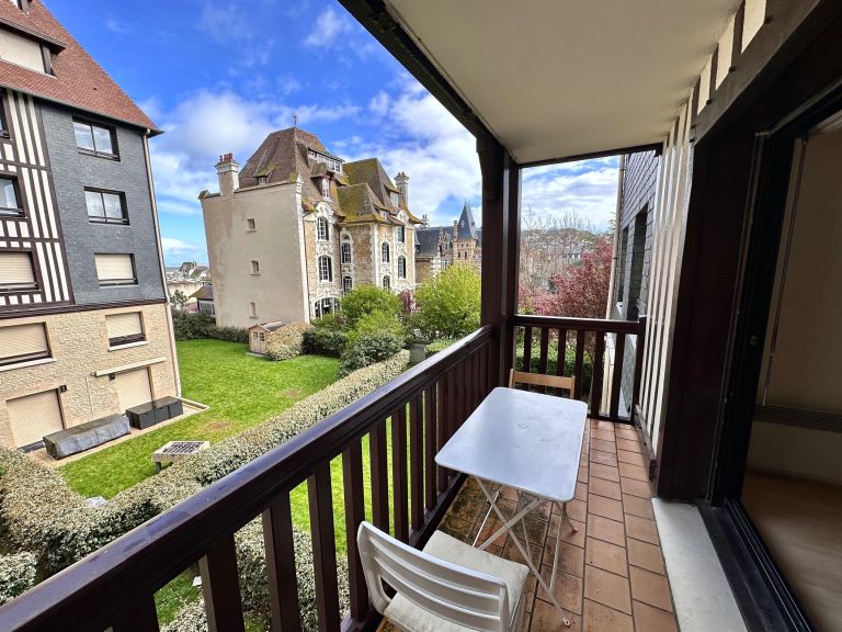 appartement 2 Pièces en vente sur DEAUVILLE (14800)