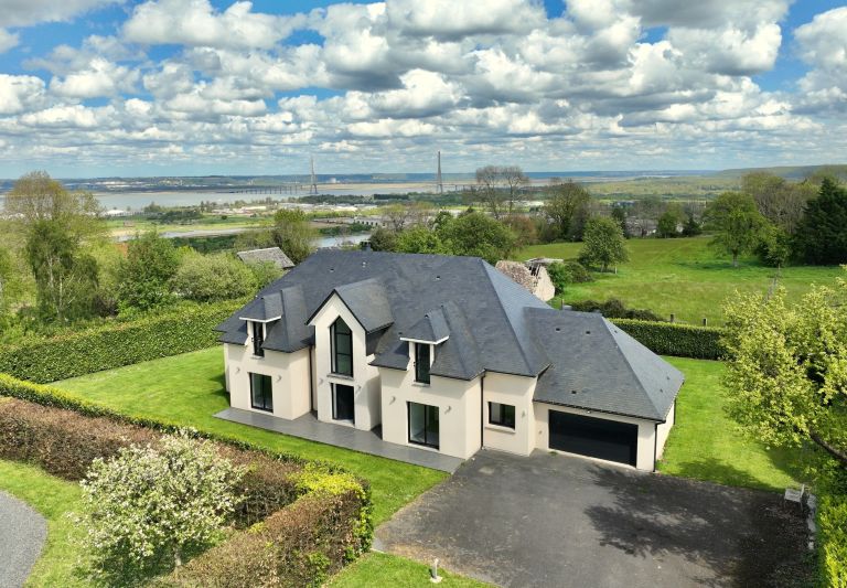maison 8 Pièces en vente sur HONFLEUR (14600)