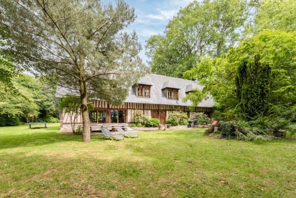 Vente Maison Gonneville-sur-Scie 9 Pièces 374 m²