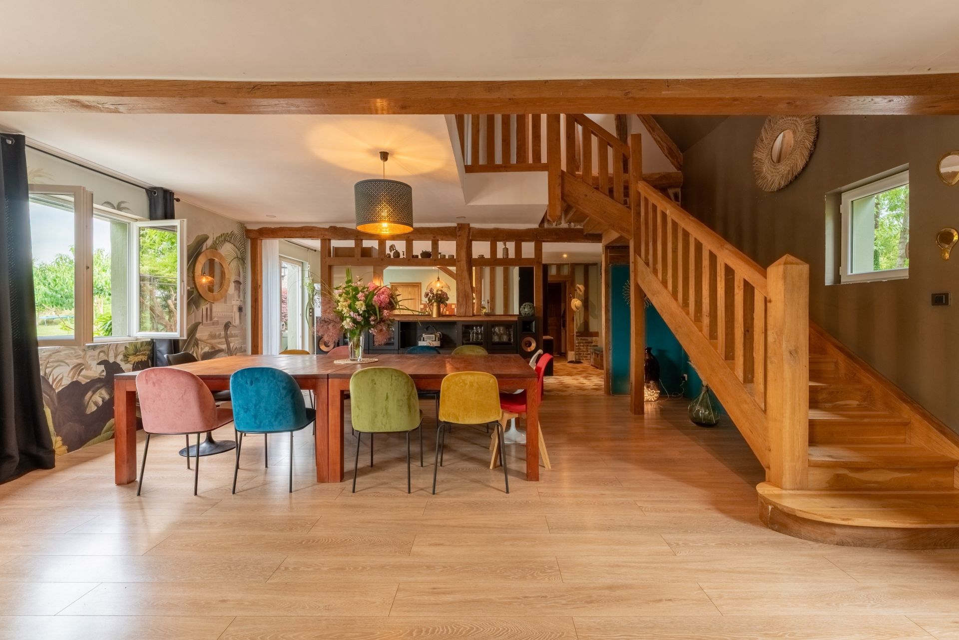 house 7 Rooms for sale on BARENTIN (76360)