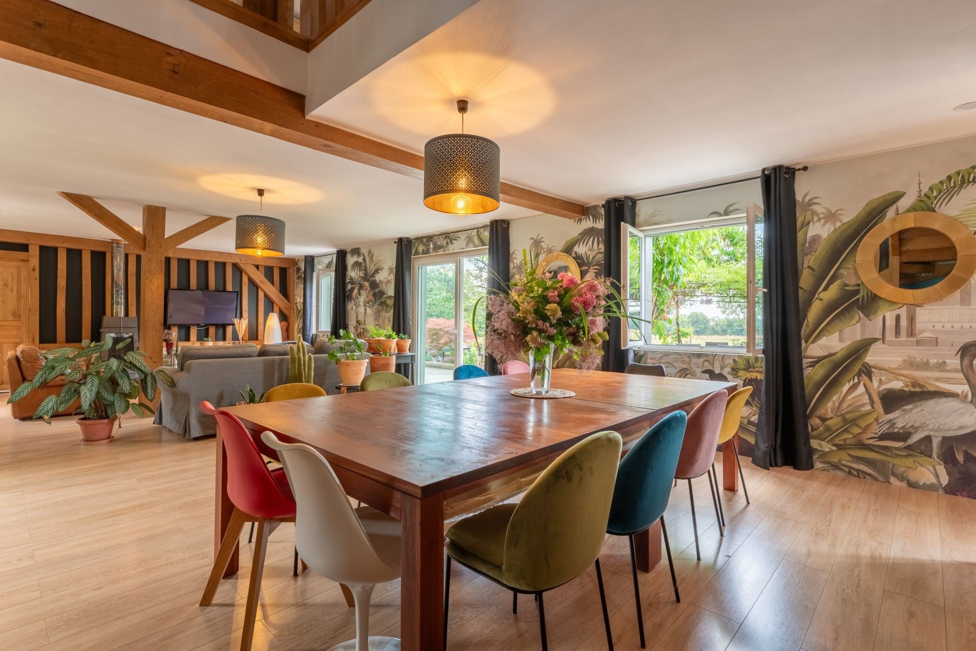 house 7 Rooms for sale on BARENTIN (76360)