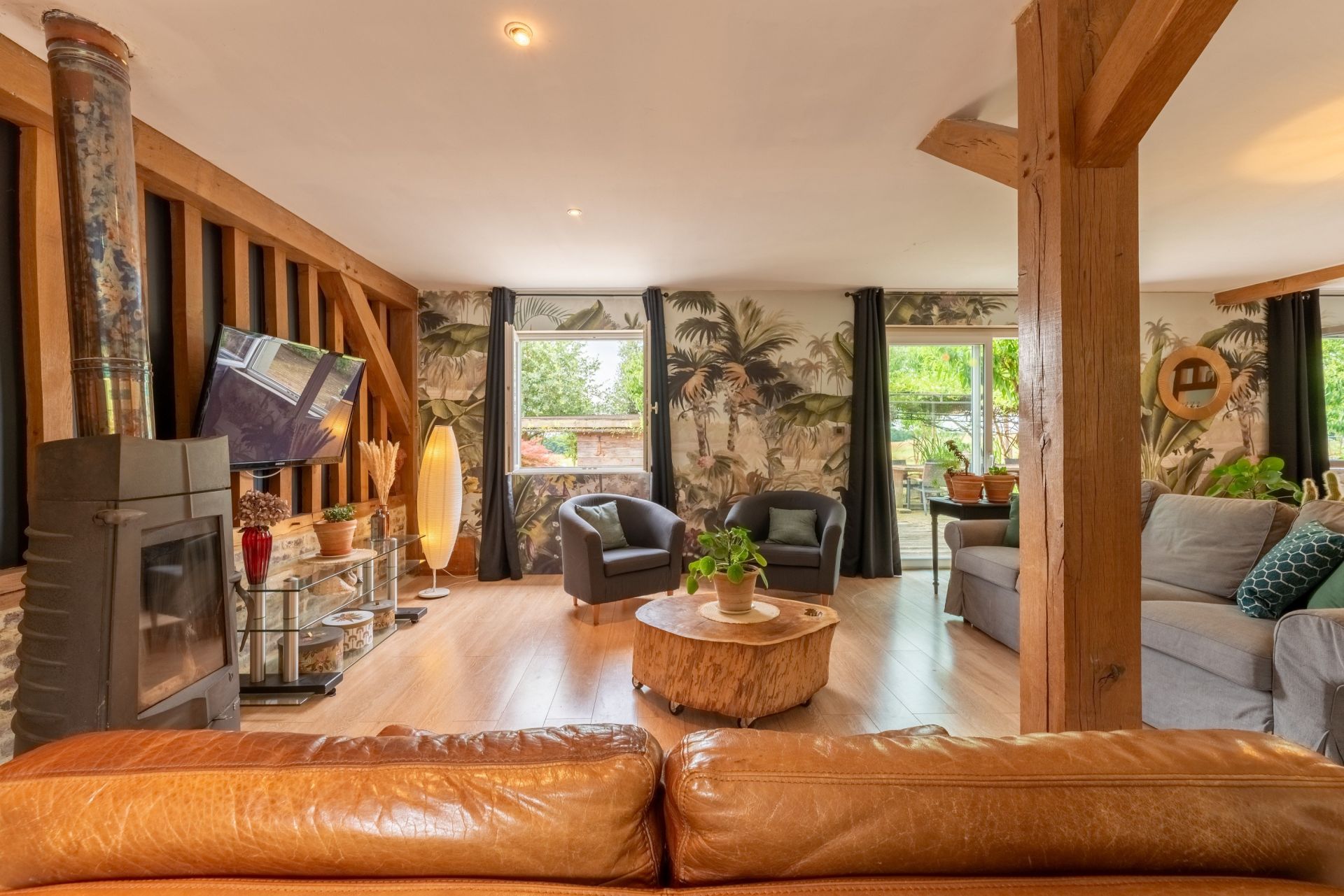 house 7 Rooms for sale on BARENTIN (76360)