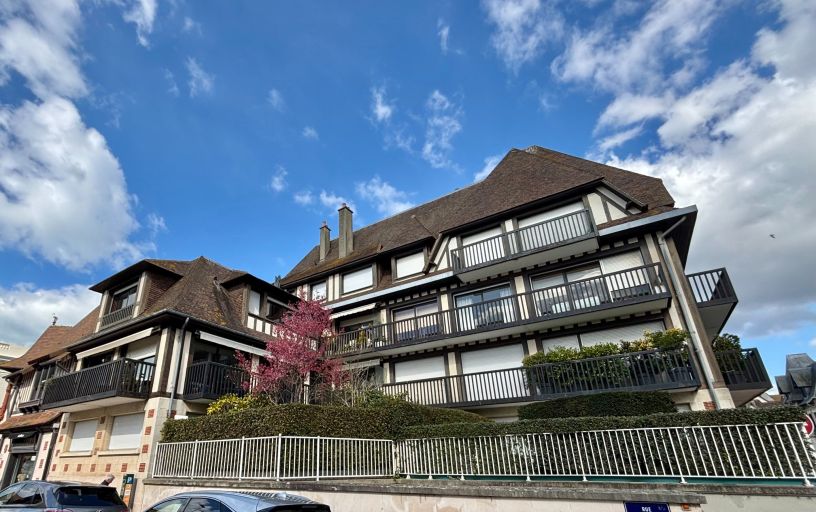 appartement 5 Pièces en vente sur DEAUVILLE (14800)