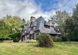 house 10 Rooms for sale on ENGLESQUEVILLE EN AUGE (14800)