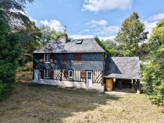 house 10 Rooms for sale on ENGLESQUEVILLE EN AUGE (14800)